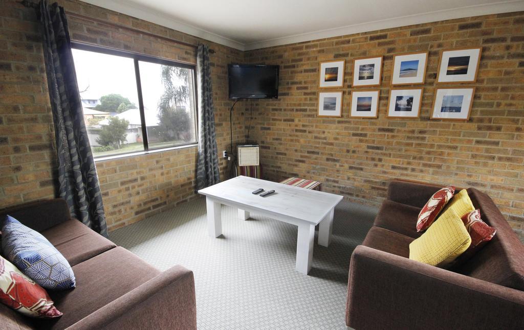 Hawks Nest Motel Rom bilde